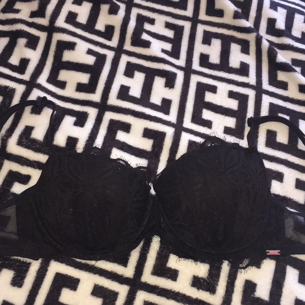 VS PINK- Bra- brand new- never worn
